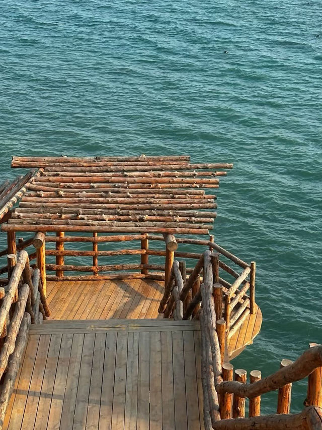 Golden Shores and Sculpted Cliffs: A Day in Dalian’s Jinshitan