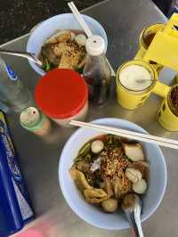 ก๋วยเตี๋ยวรู ตลาดน้อย🍜