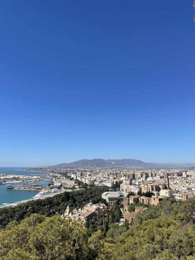 Málaga: Sun, Culture & Coastal Energy ☀️🏖️🏛️