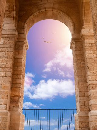 A city that holds the scent of time, Algiers
