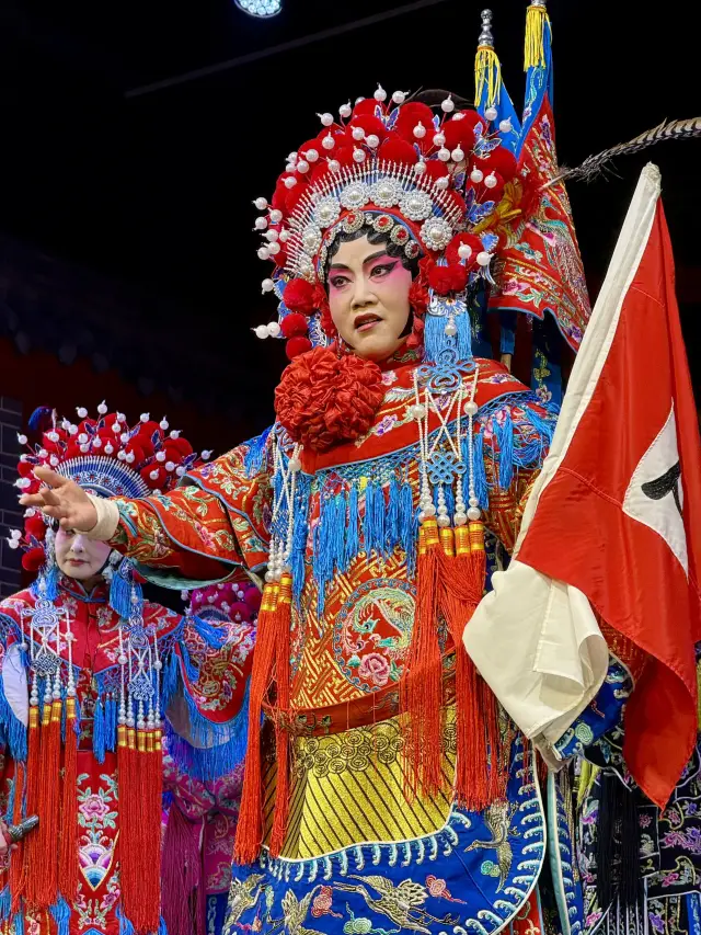 Sichuan Opera Performances in Chengdu