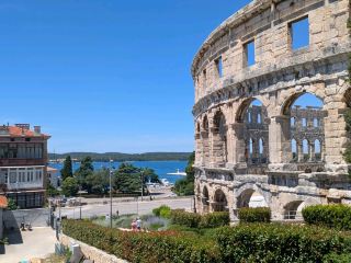 Travel Guide to Pula, Croatia