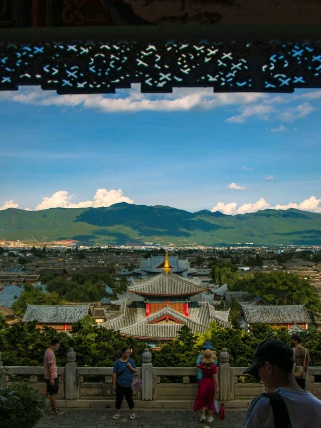 The Best View of Lijiang Old Town