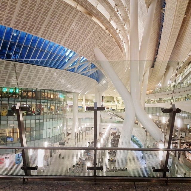 Green Plaza West Kowloon Train Station