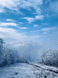 冬日徒步計劃｜雪山霧凇仿佛來到了異世界