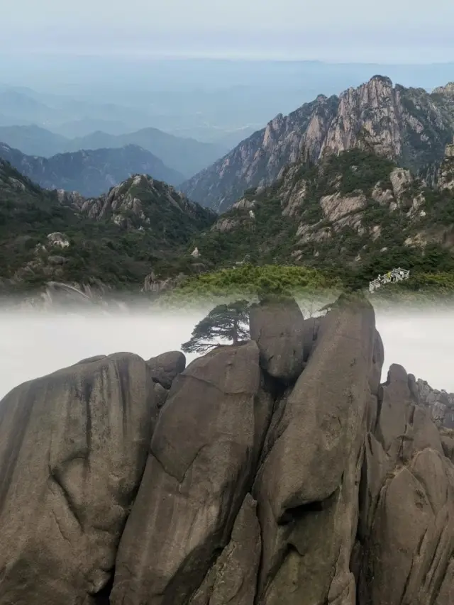 Huangshan Travel Guide is here! Are you ready?