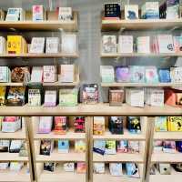 打卡深圳句象書店