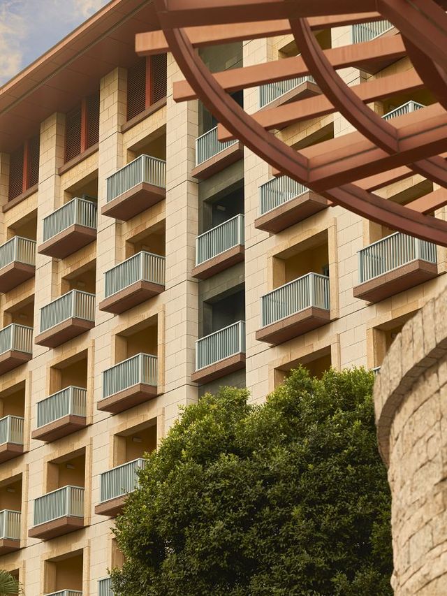 🌟 Singapore Sojourn: Sentosa's Hotel Ora Bliss! 🌴✨