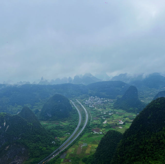 🌫️ Fog to Fairytale: Yangshuo Ruyi Peak ⛰️ 