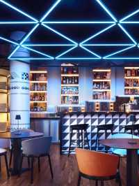 🎉 Frankfurt's Musical Retreat: Avani Hotel's Electrifying Charm 🎹🛌