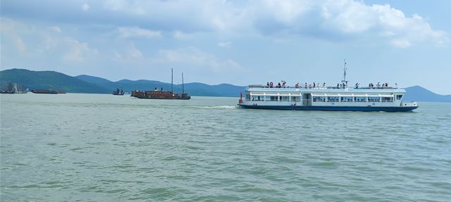 鼋頭渚裡的太湖仙島