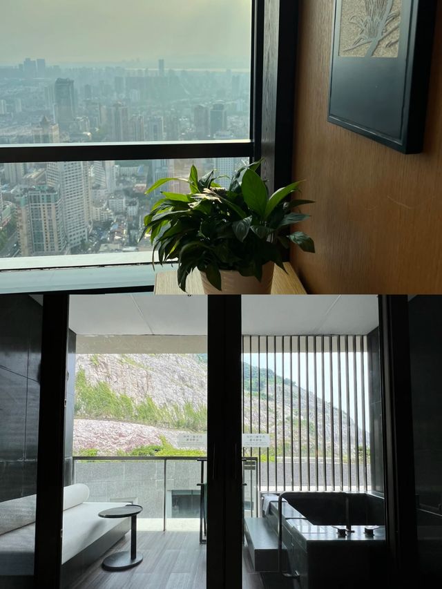 在南京剛退房值得哭了。