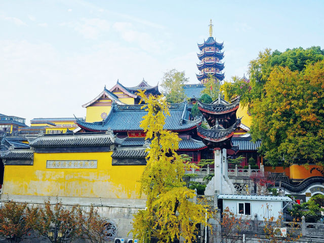 南京雞鳴寺 | 古剎尋幽，佛系之旅。