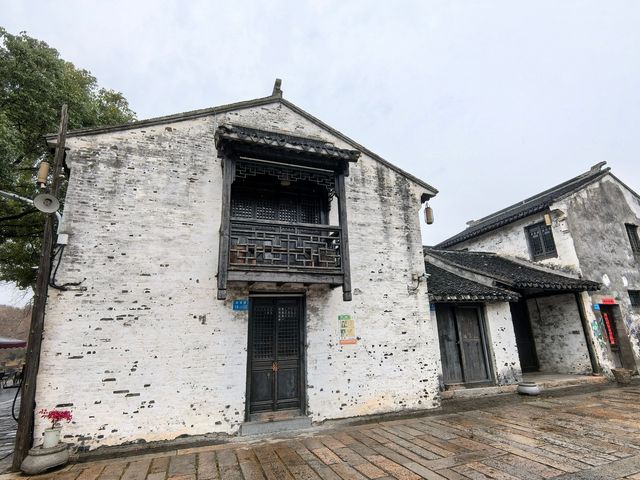 隱市小鎮年味濃