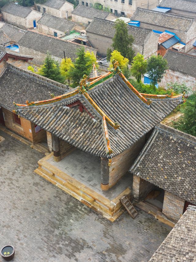 晉東南的這個小村子，藏着中國最古老的戲台