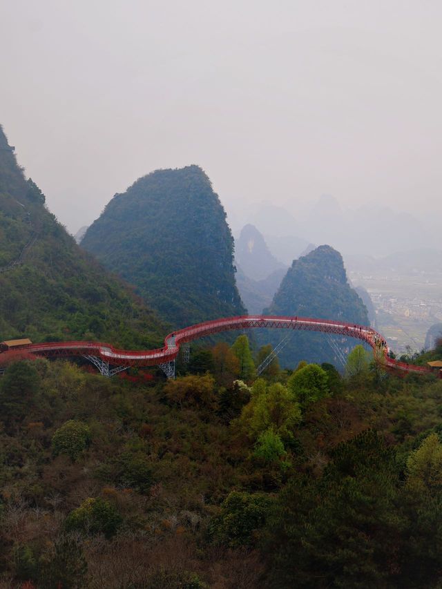 梅雨季節嘅如意峰——若隱若現嘅山水畫卷