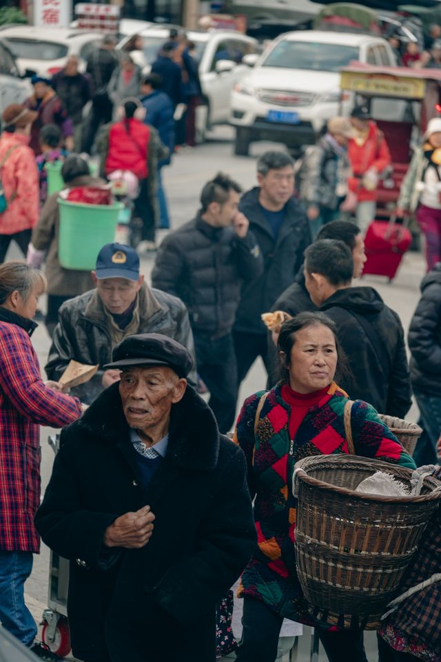 看了沈從文的《邊城》，我來到了這個邊城小鎮