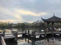 杭州西湖嘅春天景色