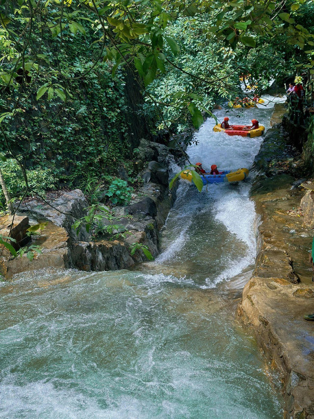 🌊清遠筆架山漂流｜溯溪+漂流一次玩盡！玻璃水質美哭！