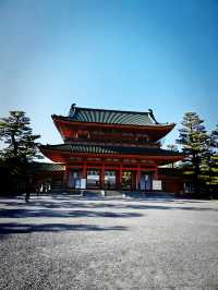 平安神宮｜朱甍碧瓦間的盛唐遺韻與侘寂美學