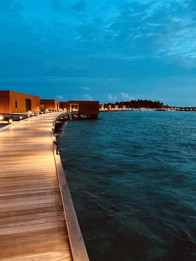 Honeymoon Bliss at a Gorgeous Resort