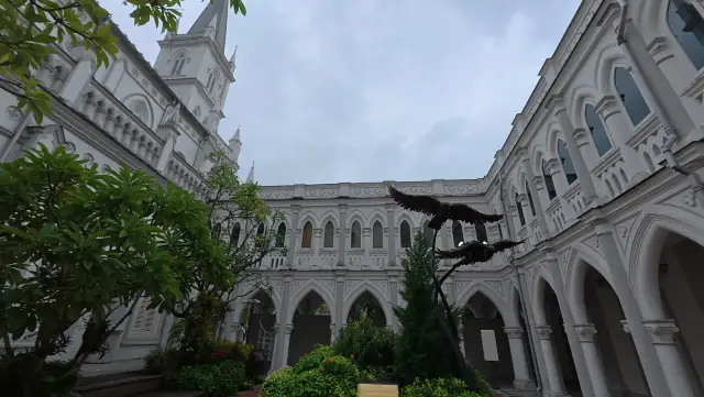 Be sure to save one night in Singapore for this Citywalk route!