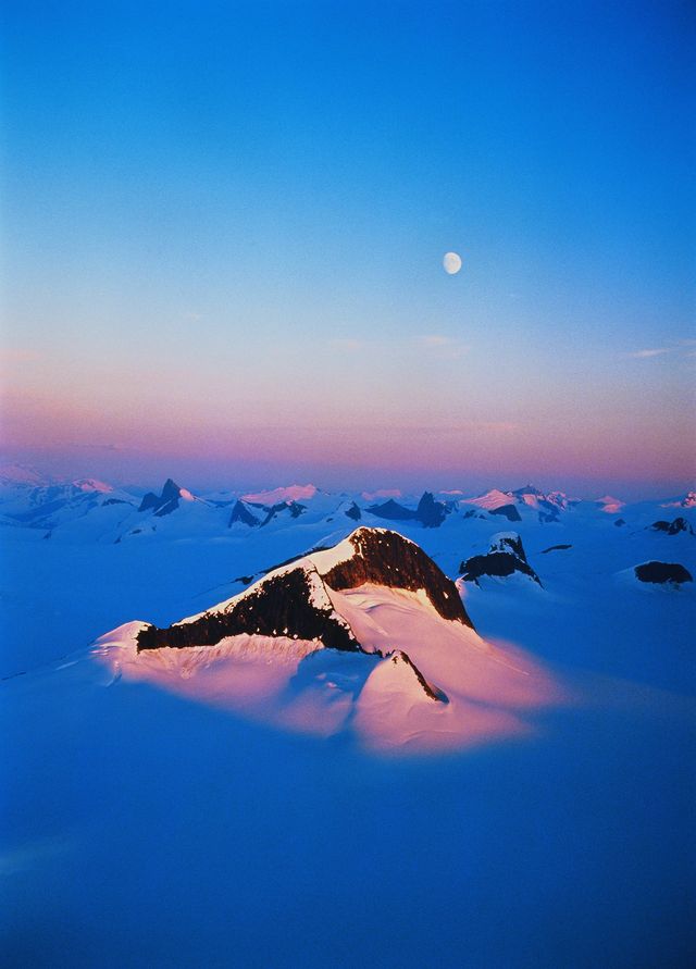 在阿拉斯加郵輪躺著看冰川是什麼體驗？