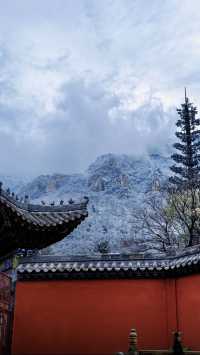 中嶽嵩山2025第一場雪