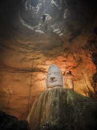 Hanging high in Chongqing at Tianyan Cave