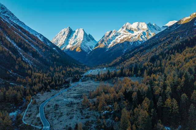 雪山下的絕美川西