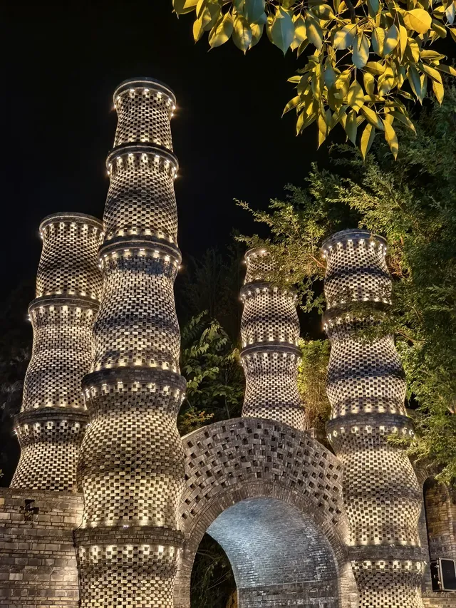 興義:高鐵開通!週末逛峽谷看瀑布(無車版 興義:高鐵開通!週末逛峽谷看瀑布(無車版