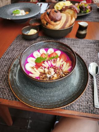ジャングルに囲まれた、バリ島で最高のホテル体験。