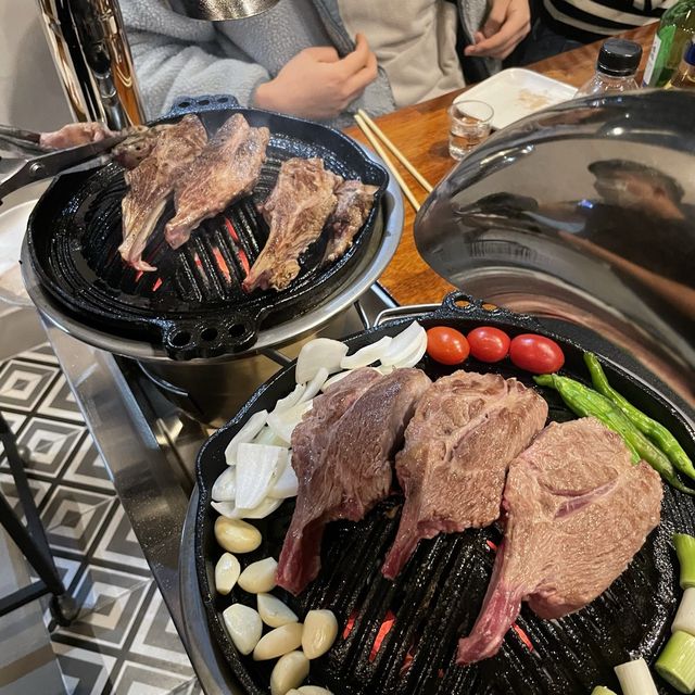 냄새하나없는 원티어 양고기집 유성 노마드 