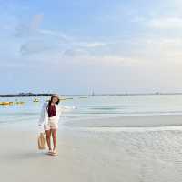 เที่ยวทะเลสวยๆ หาดตาแหวน เกาะล้าน