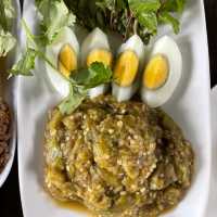 เฮือนลำพูน อาหารเหนืออร่อย หาทานได้ที่กรุงเทพ