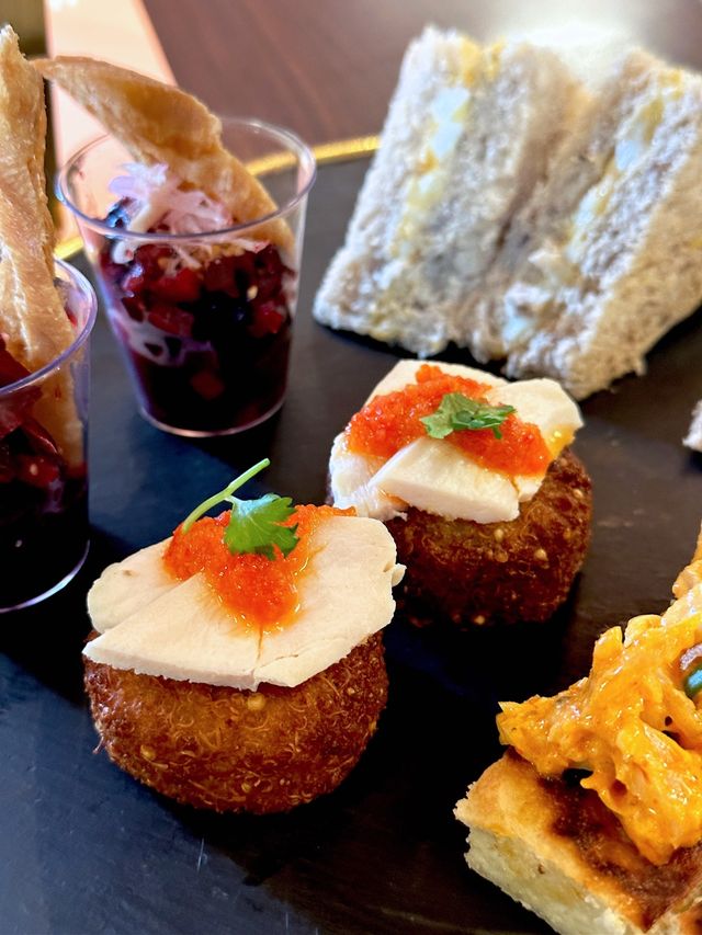 Afternoon tea for 2 at $78 💐😍🫖