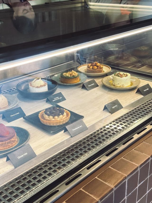 📱คาเฟ่ : AYATANA.cafe เจริญกรุง 