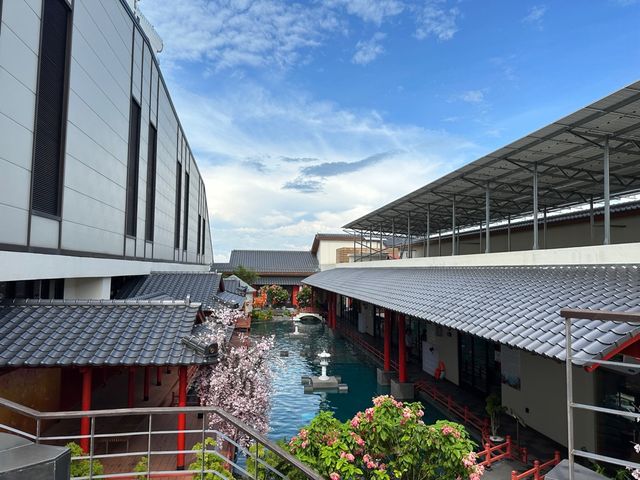 Mikazuki Onsen 