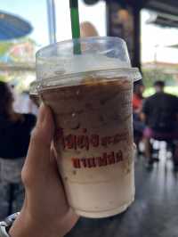 ร้านบะหมี่ร้านดังย่านนครนายก โดยโหน่ง ชะชะช่า