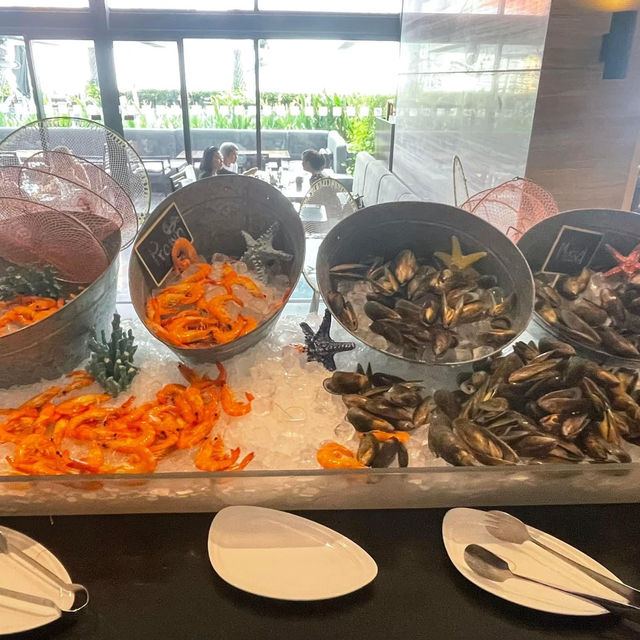 บัฟเฟต์โรงแรมสุขุมวิท ไม่ถึง 500 บาท 