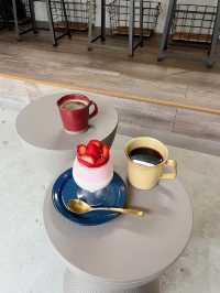 【福岡カフェ】無機質で魅力的な福岡のカフェ☕️