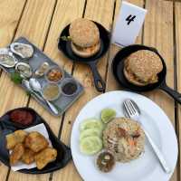 Songkhla Pier คาเฟ่สุดชิลล์ริมทะเลสาบสงขลา