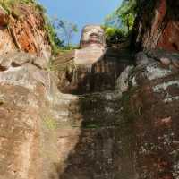 Leshan + GIANT BUDDHA + 71 meters tall!