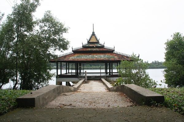 วัดชลธาราสิงเห (วัดพิทักษ์แผ่นดินไทย)