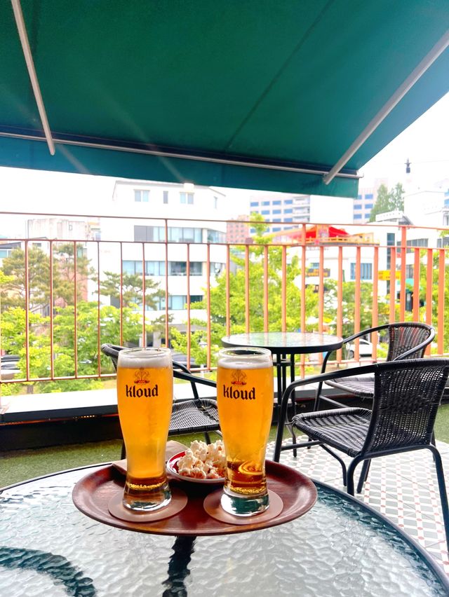 韓国/ソウル【弘大】コーヒーもお酒もたのしめる！延南洞の緑を眺められるおすすめのお店🌳