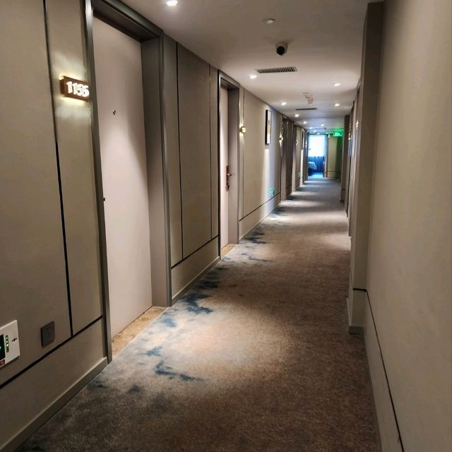 位置極佳，步行到景點