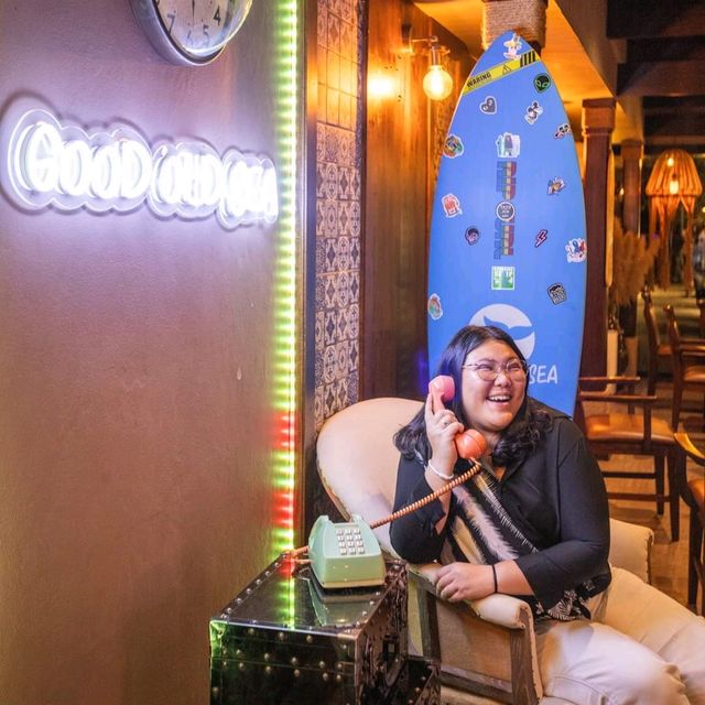 คาเฟ่พัทยา ริมหาดสุดชิค Good Old Sea Beach Cafe