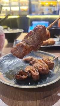 到沙田玩鏢機及桌球兼食串燒