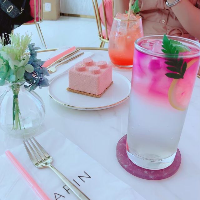 映えカフェに最新ベーグル屋さんも！