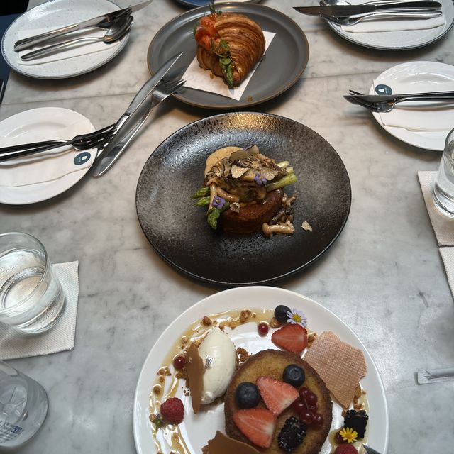 제가 방콕가면 항상 방문하는 곳 공유!🙌 Karmakamet diner